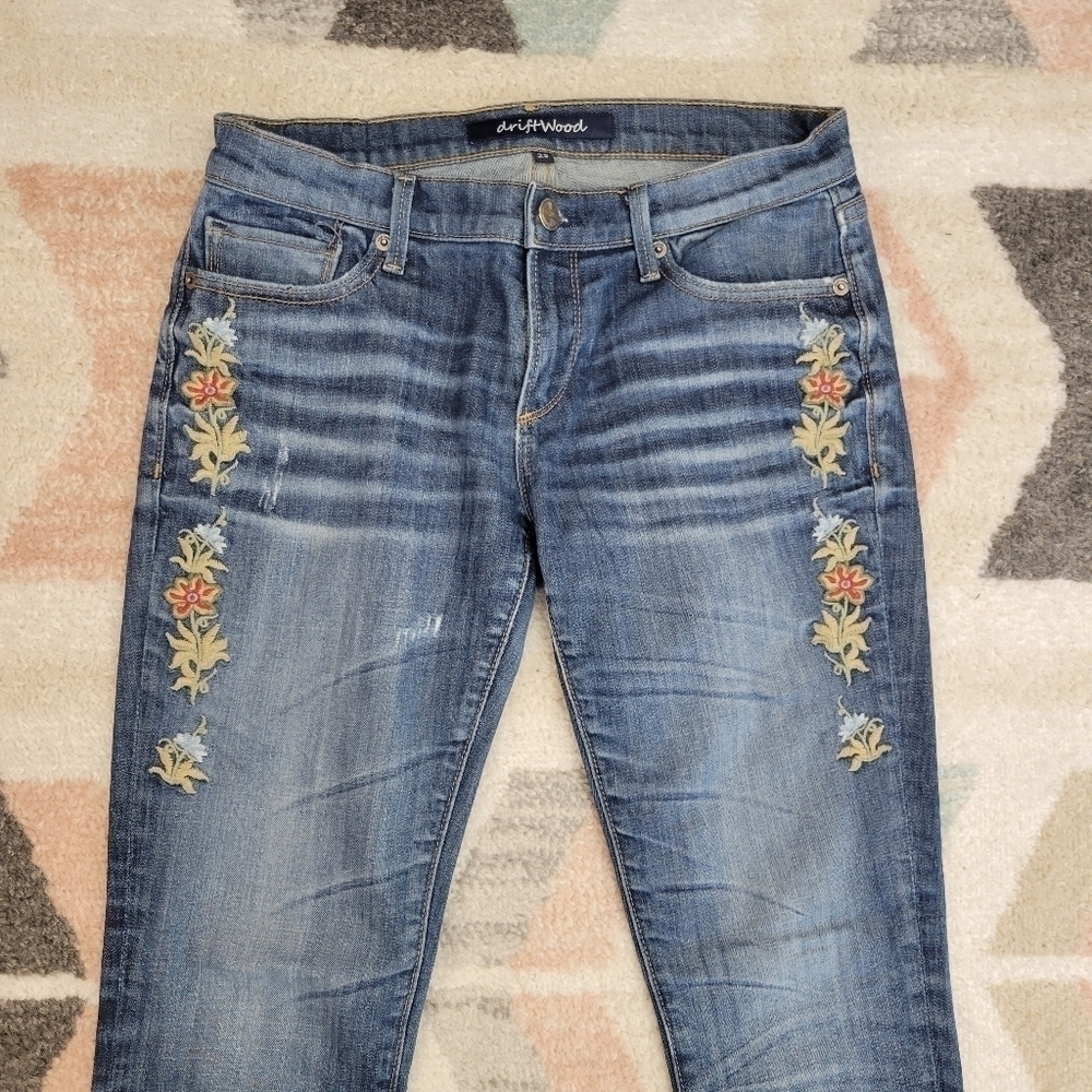 Driftwood Marilyn Floral Embroidered Skinny Jean Size 28